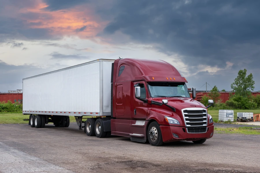 Professional Truck Parking in Markham, IL