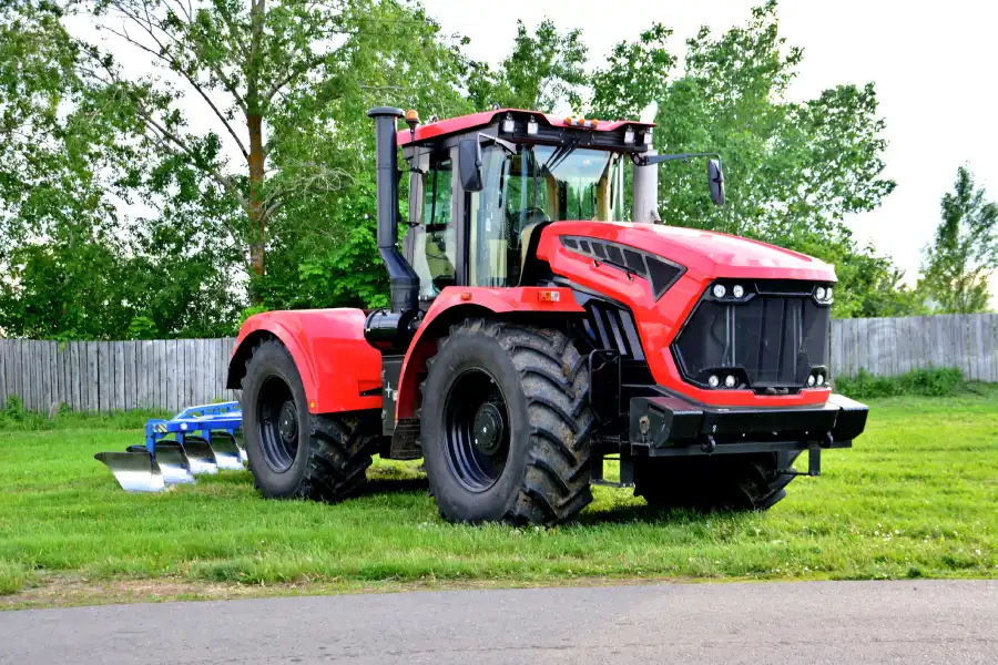 Tractor Storage Safety and Security Guidance in Markham, IL